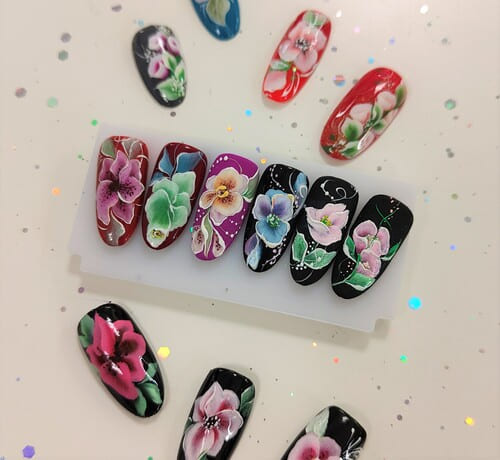 One Stroke – Nail art